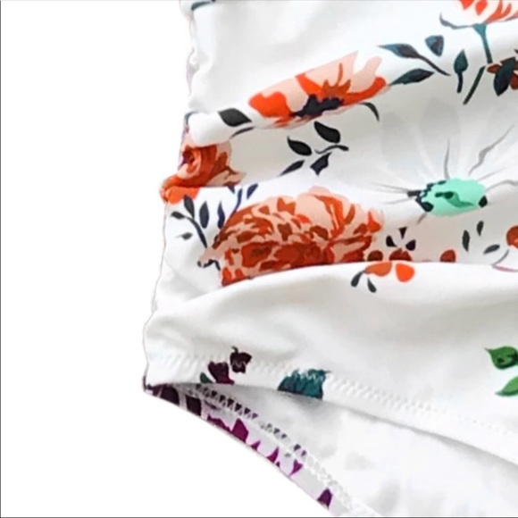 ❤️ White Floral Halter One Piece - Picture 7 of 7